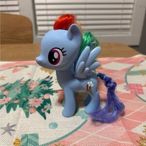 My Little Pony Mane Pony Rainbow Dash Classic Figure